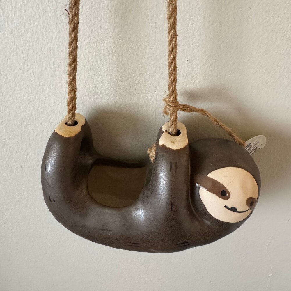 Ceramic Hanging Sloth Planter Pot with Jute Rope in Brown NWT - Picture 6 of 10